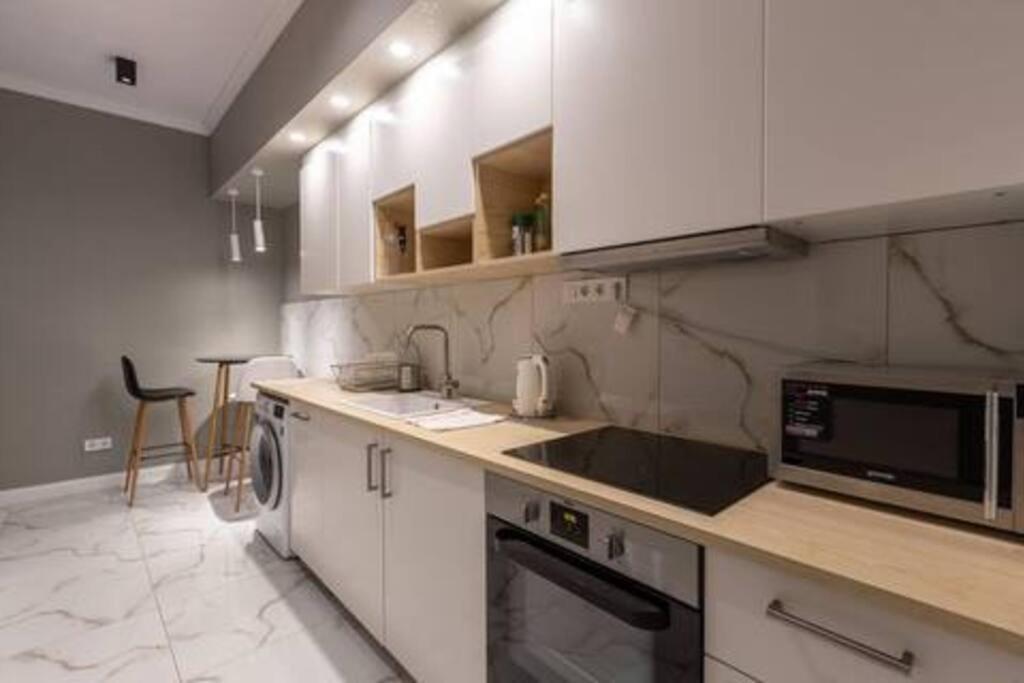 Luxurious Studio Located In The Heart Of Boedapest Buitenkant foto